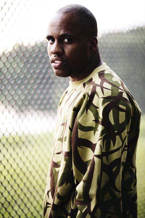 Consequence : Kanye West et Q-Tip sur son album Cons TV