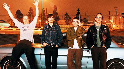 Weezer collabore avec Ryan Adams lors d'un duo