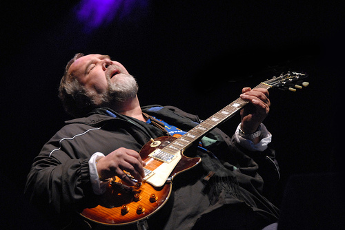 Beck, Robert Smith et Devendra Banhart rendent hommage &agrave; John Martyn