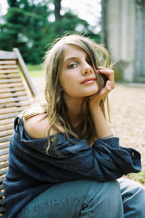 Mélanie Laurent n'aime pas les critiques sur son album