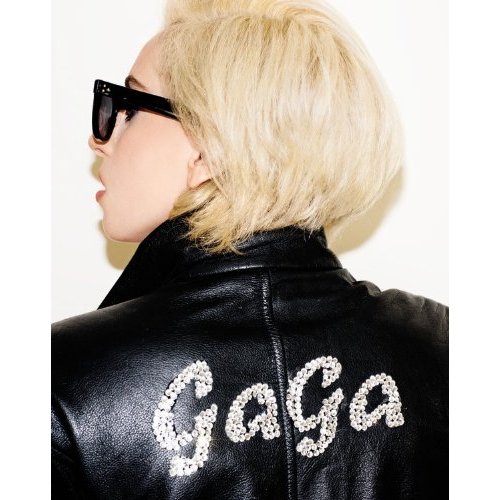 Lady Gaga : album remix, DVD et livre photo le 21 novembre