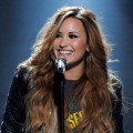 Demi Lovato bat Miley Cyrus pour être juge de X-Factor