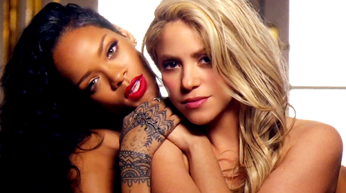 Shakira et Rihanna très sexys dans le clip Can't Remember to Forget You