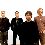 Dave Grohl de Foo Fighters collabore avec Corey Taylor de Slipknot