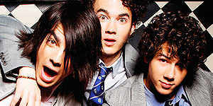 Les Jonas Brothers préparent un album pour juin