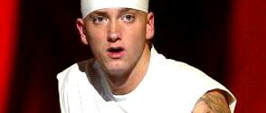 Eminem attire les foudres de Michael Jackson